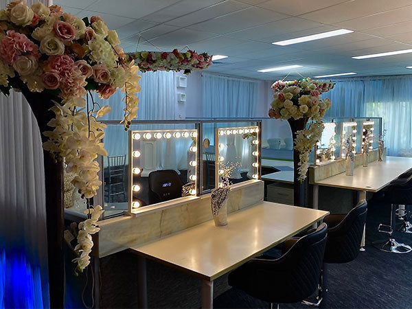 Glam Lounge
